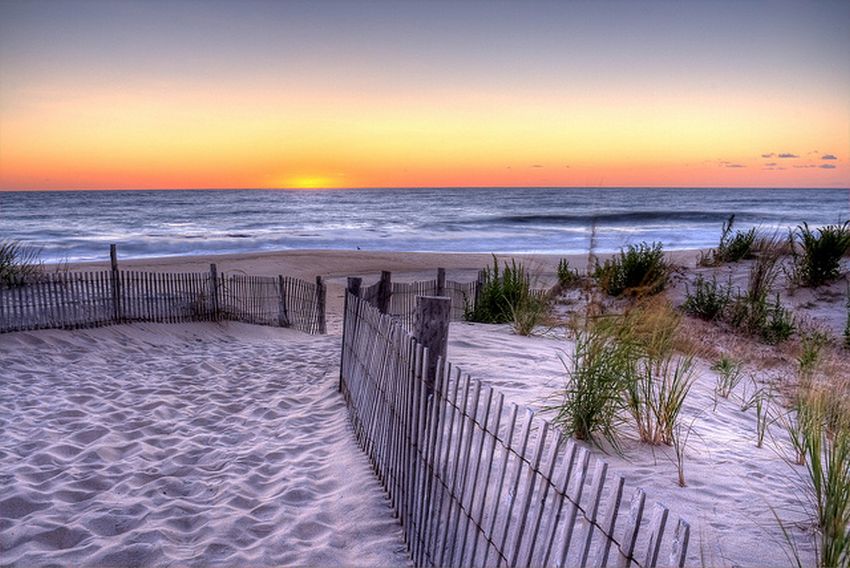 Top 10 Most Romantic US Beaches - Madaket, Hamptons,South ...