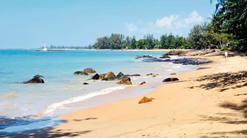 Nang Thong Beach